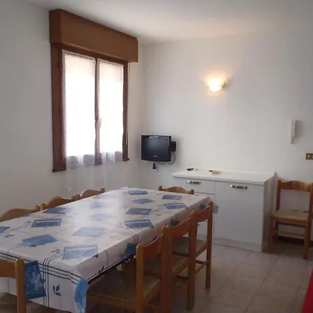 Metropol Apartment *